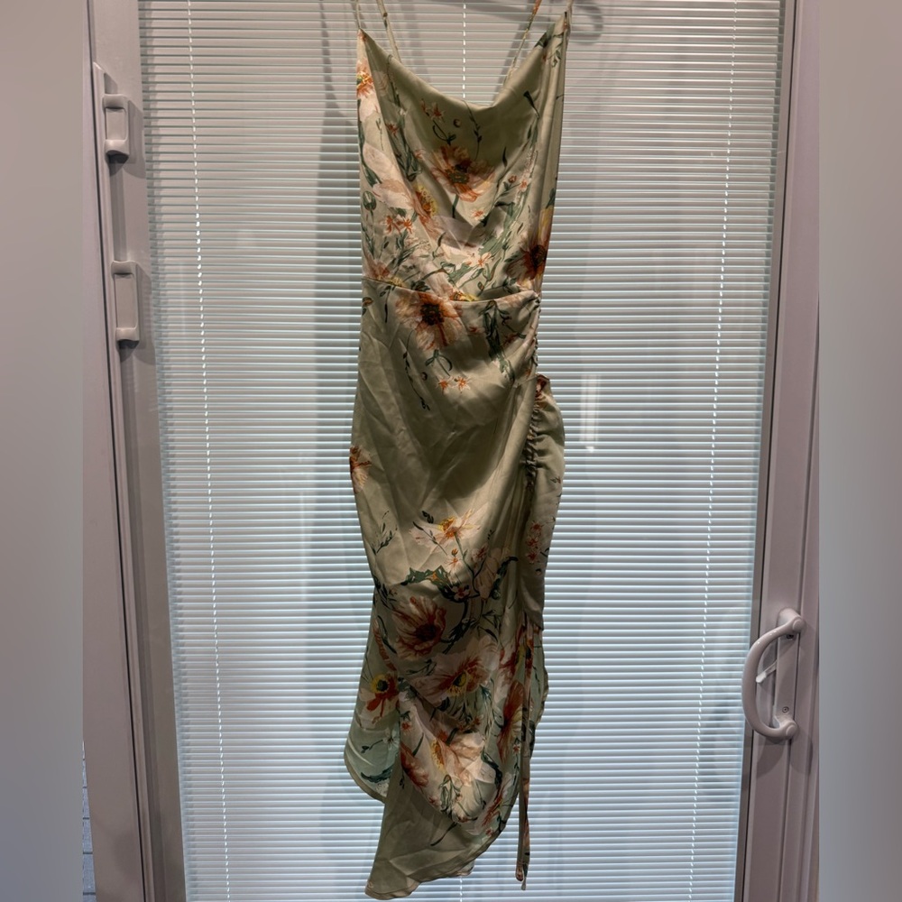 CIDER Green Floral Dress Size Medium NWT